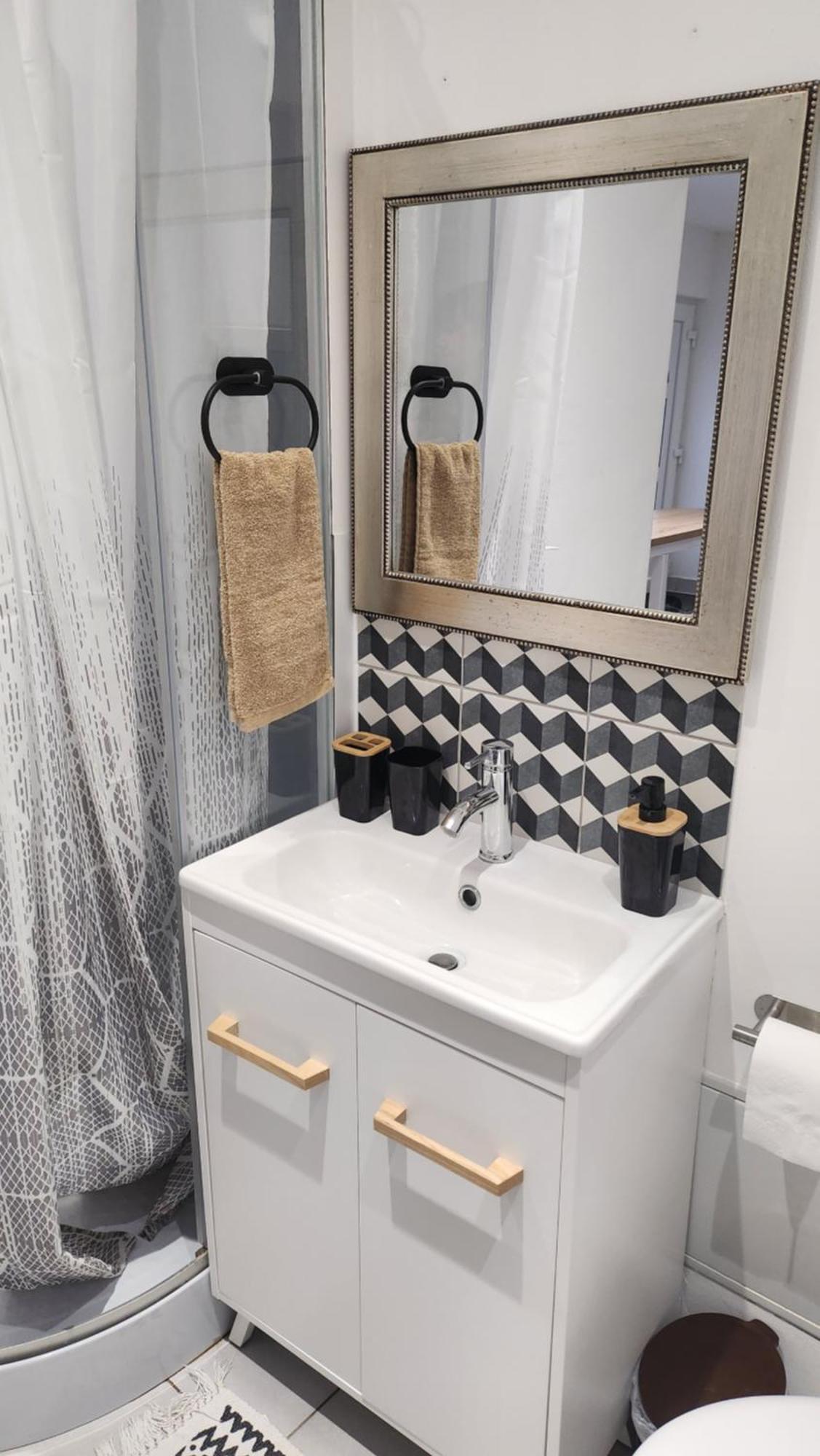 Joli Studio En Centre Ville Faremoutiers Экстерьер фото