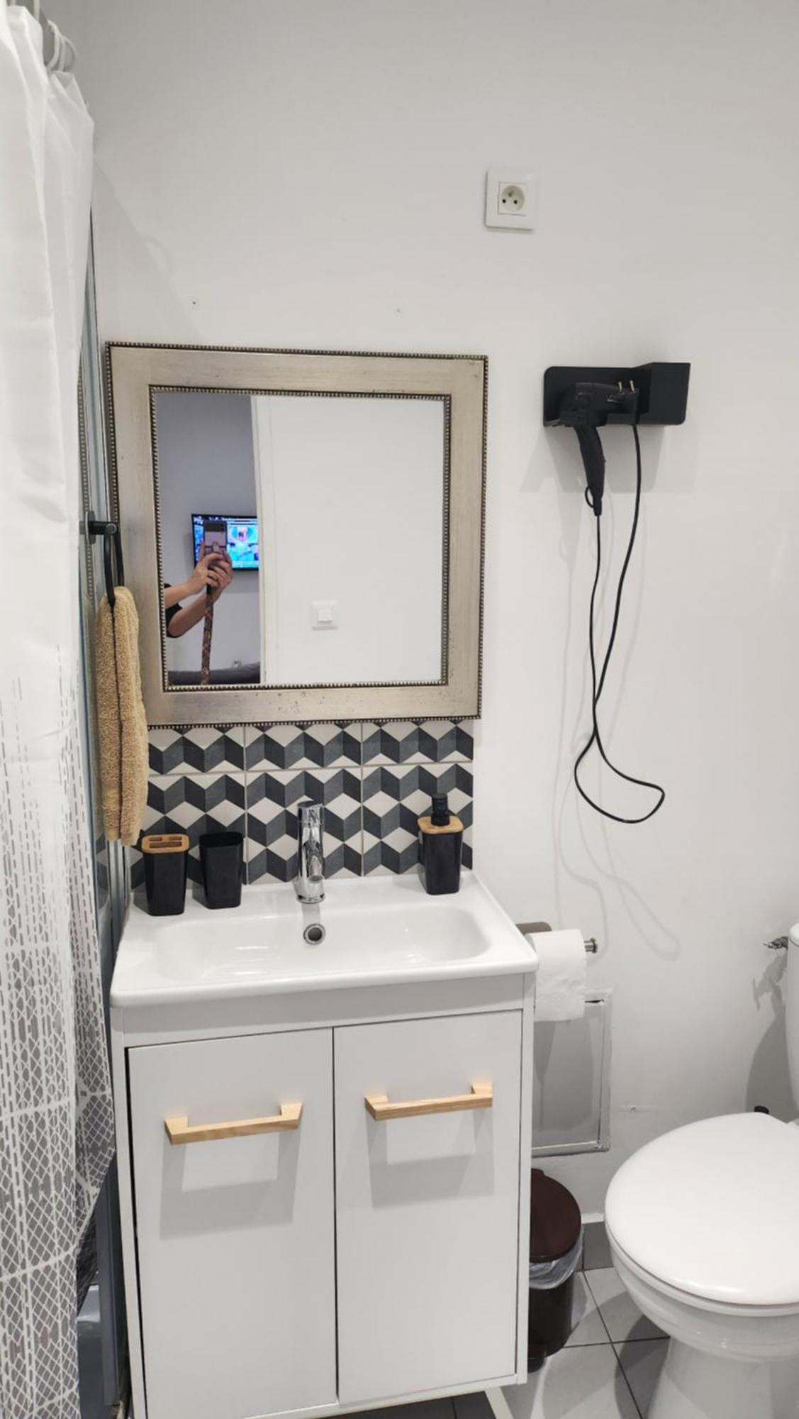 Joli Studio En Centre Ville Faremoutiers Экстерьер фото