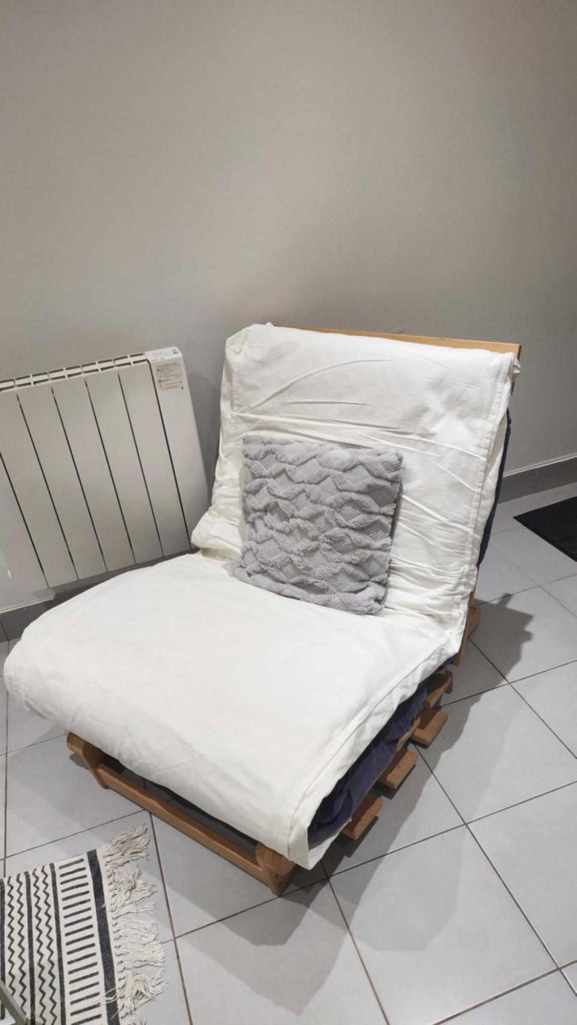 Joli Studio En Centre Ville Faremoutiers Экстерьер фото